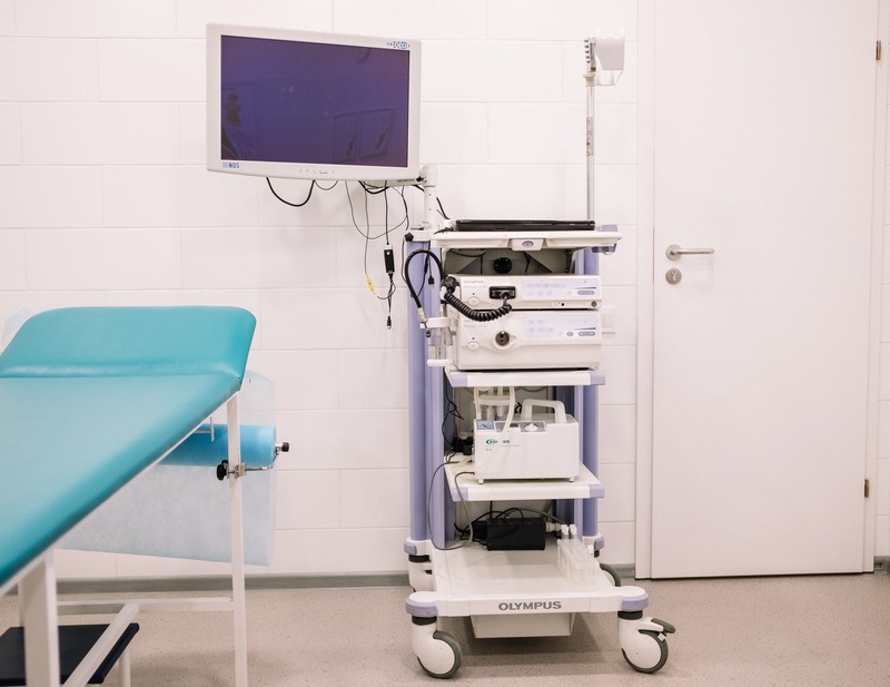 ендоскопічний апарат та монітор з зображенням